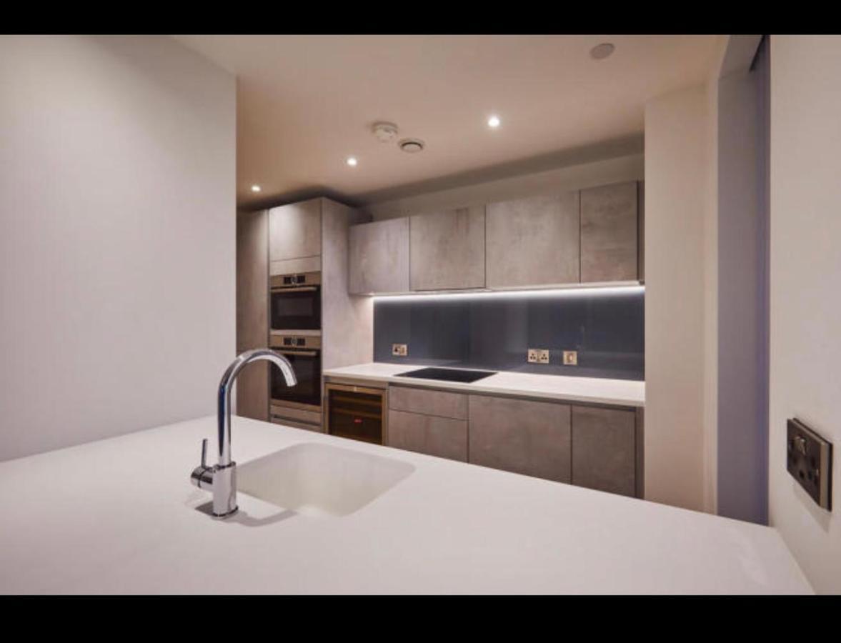 Luxurious Manchester City Centre 2 Bed Apartment Buitenkant foto